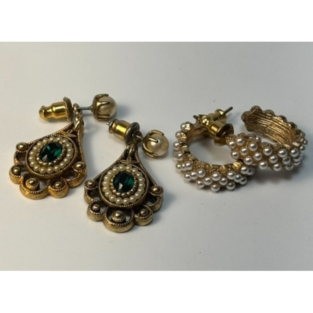 Avon Earring Set Gold Tone Green Stone Faux Pearl Drop Hoop Vintage